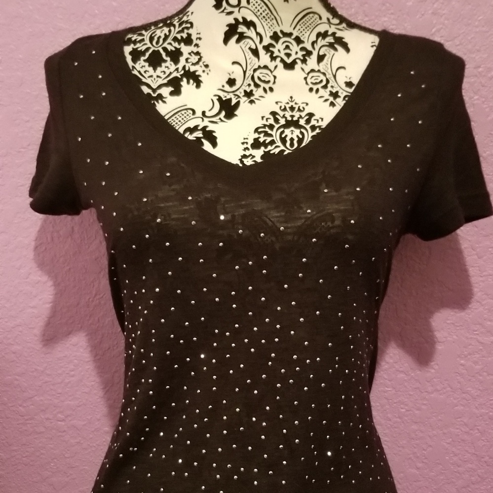 Black V-neck top with reflective Sparkle  metal details size M By Nollie, NWT